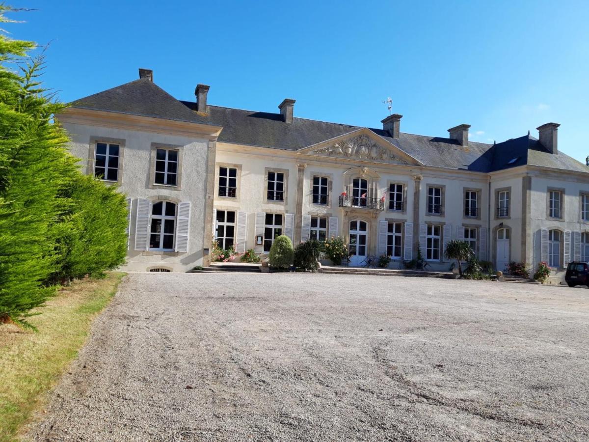 Hôtel du Château de Quinéville Exterior foto